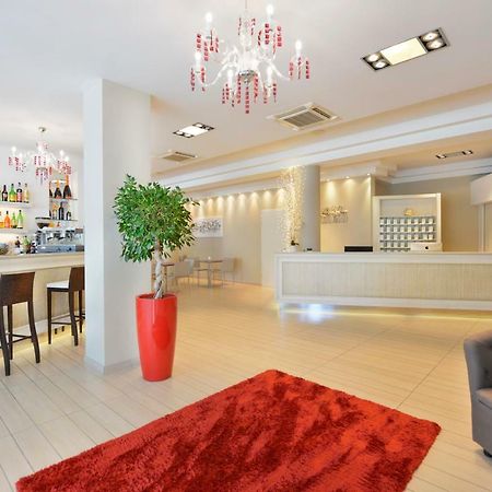 Hotel Fiamma & Spa 체제나티코 외부 사진