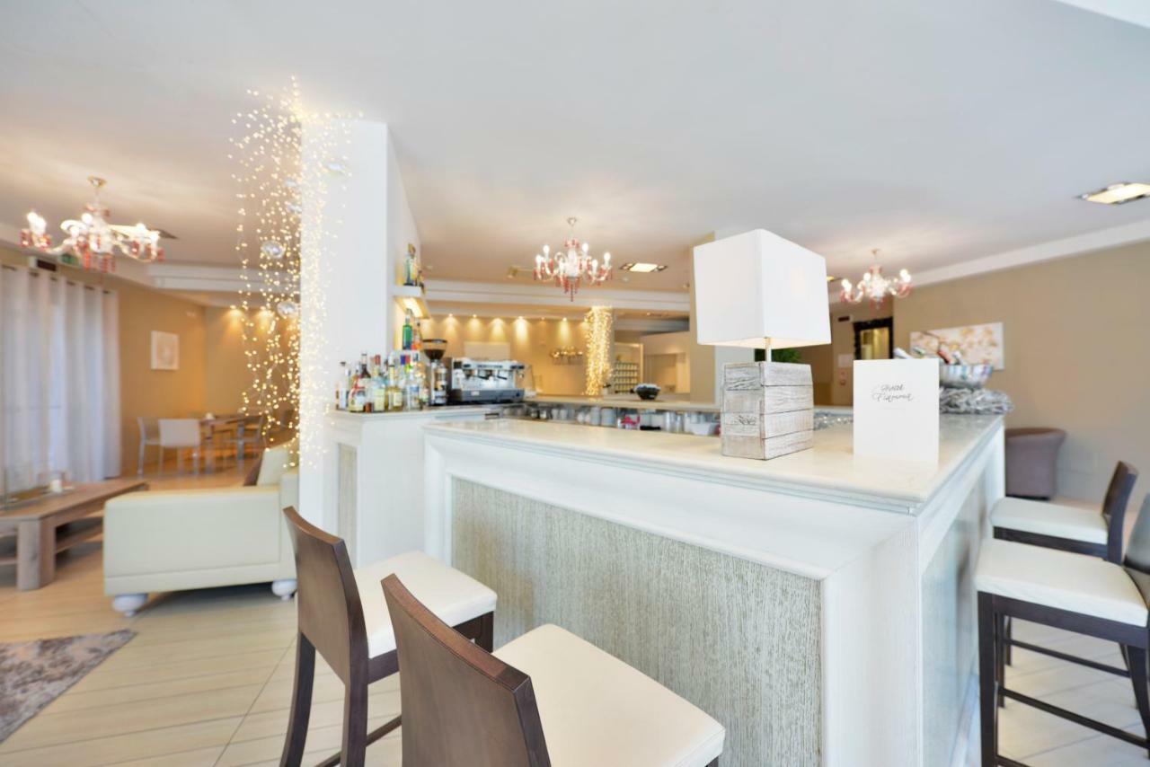 Hotel Fiamma & Spa 체제나티코 외부 사진